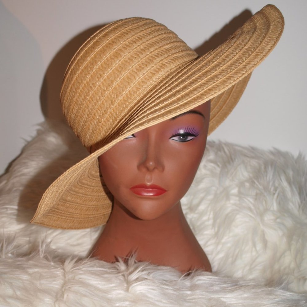 TIME AND TRU Light cream adjustable headband Sunhat NEW